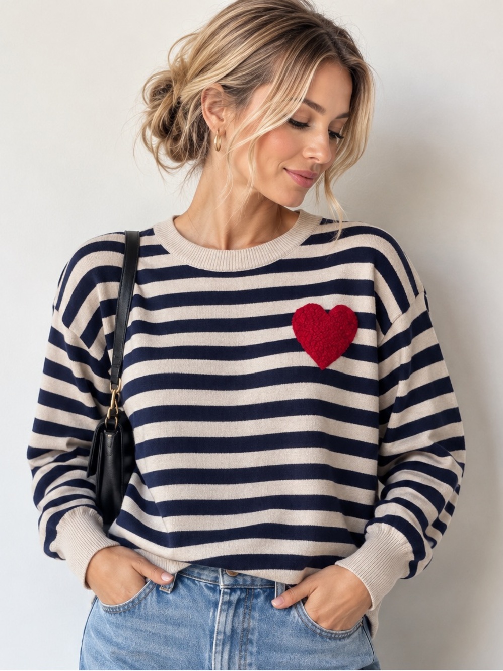 Simons Italy Striped Heart Sweater Navy Beige Medium